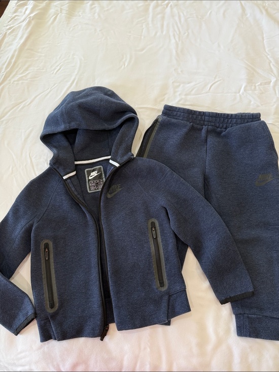 Nike Other - Nike Kids Dark Navy Fleece Hoodie & Joggers Set